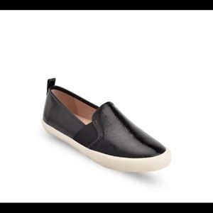 Bandolino Brooke 3 slip-on black shoes.